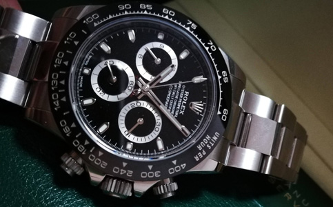 勞力士修表殼多少錢