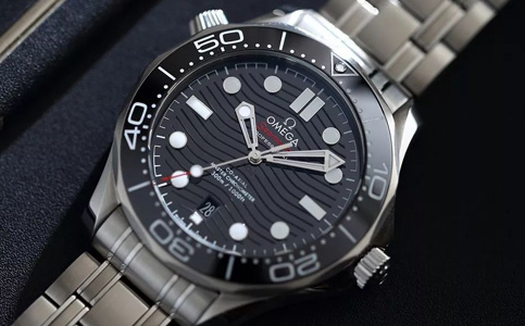 南寧市歐米茄維修中心電話查詢（歐米茄表內雜質清除）