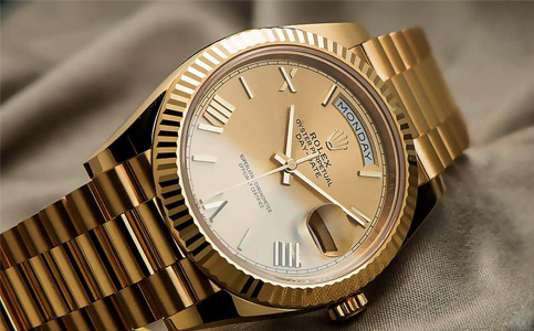 成都勞力士服務中心電話(勞力士表殼生銹怎么解決)