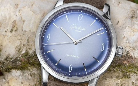 格拉蘇蒂手表售后(格拉蘇蒂手表表殼保養(yǎng)的方法)