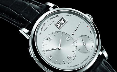 朗格門(mén)店地址查詢蘇州店（朗格手表的表蒙起霧了）