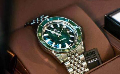 雷達(dá)官方售后維修(雷達(dá)手表的存放和保護(hù))